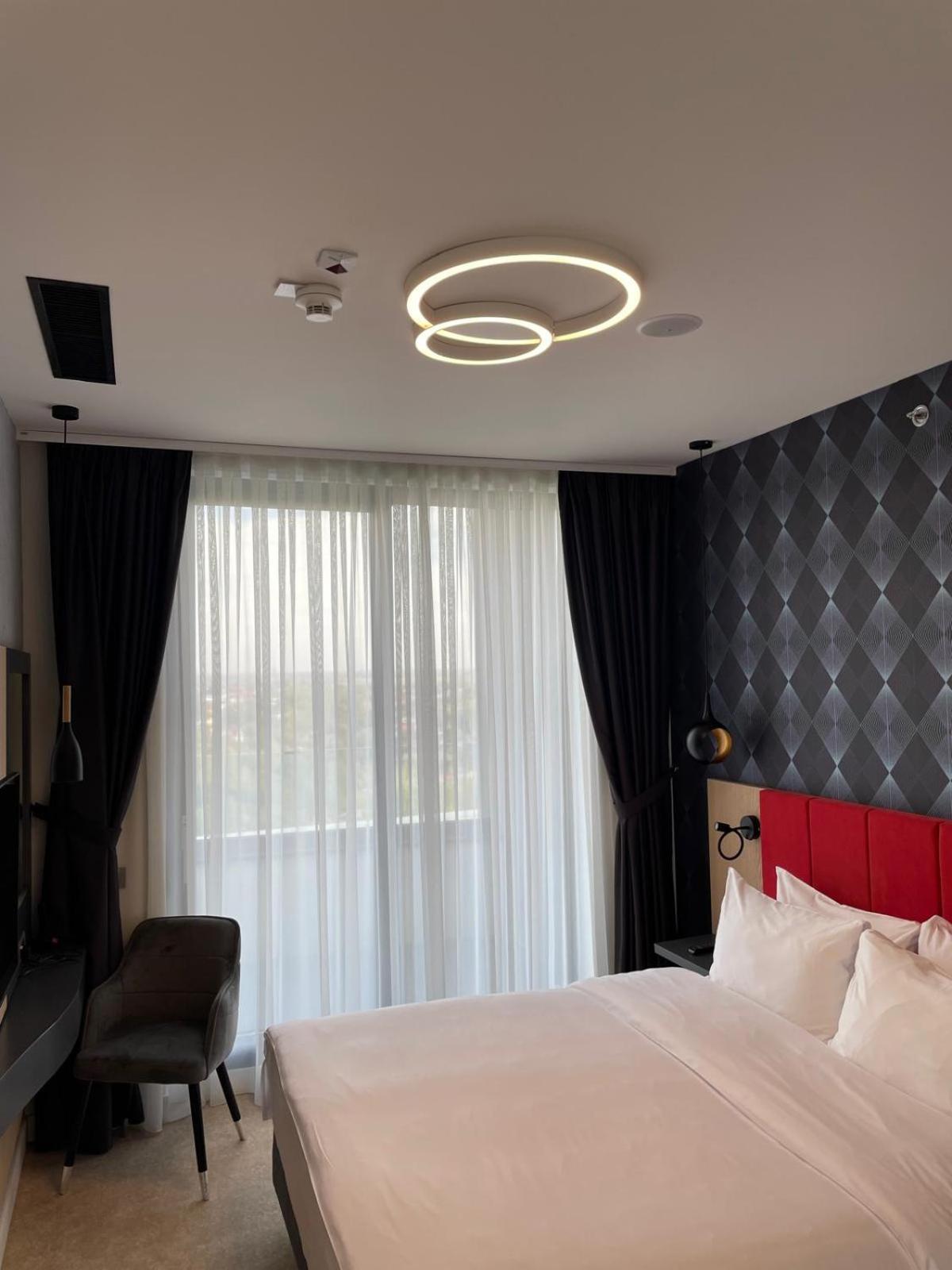 Ramada By Wyndham Slatina Parc Slatina (Olt) Exterior foto